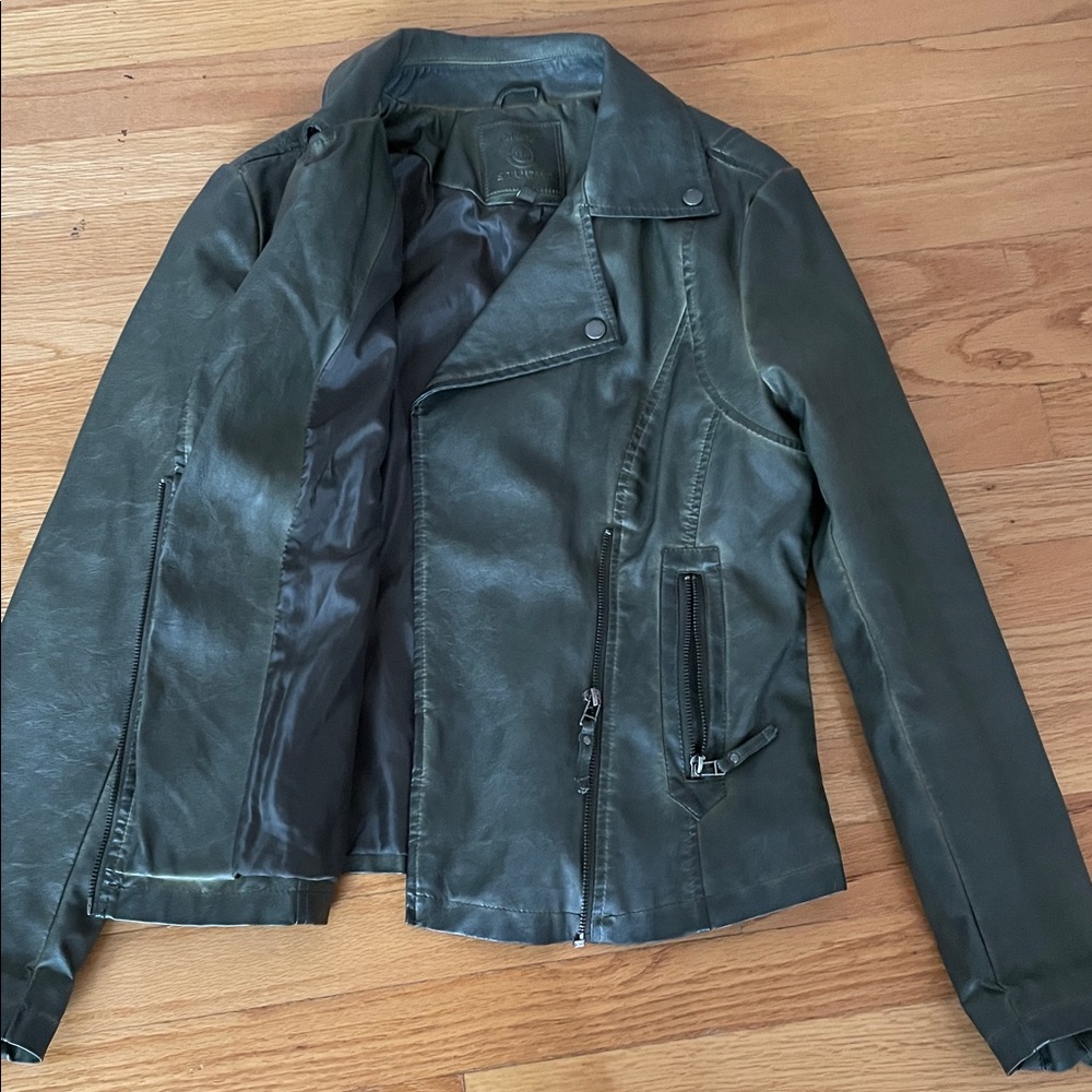 Studio Olive Leather Jacket - Picture 2 of 4